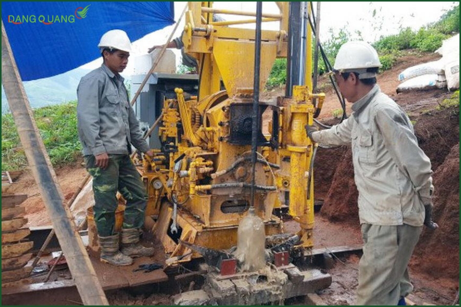khoan thăm dò khoáng sản